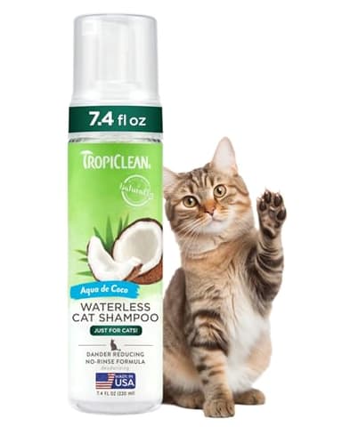 TropiClean No Rinse Waterless Cat Shampoo | Dandruff Treatment | Moisturizing Dry Shampoo for Dry Skin | USA Made | Aqua de Coco Scent | 7.4oz.
