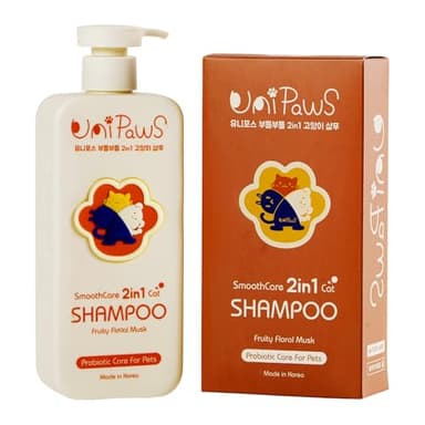 UNIPAWS Cat Shampoo & Conditioner 2-in-1, EWG Verified, Anti-Dandruff & Deshedding for Soft and Shiny Coat, Probiotics Smoothcare for Itchy, Dry Skin, Gifts for Cat Lovers, Made in Korea, 16.9 Fl Oz