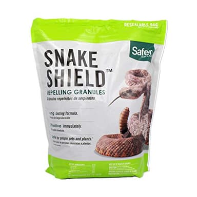 Safer Brand Snake Shield Granular Repellent - Outdoor Snake Repelling Granules - 5951 - 4LB Snake Shield Repellent - Repels Againts Poisonous and Non-Poisonous Snakes