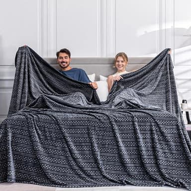 Serenhom Soft Cozy 120x120 Inches Seamless Oversized King Fleece Blanket, 3D Jacquard Decorative Giant 10'x10' California King Blanket Extra Large for Bed, Sofa, Couch, Travel, Dark Grey Chain